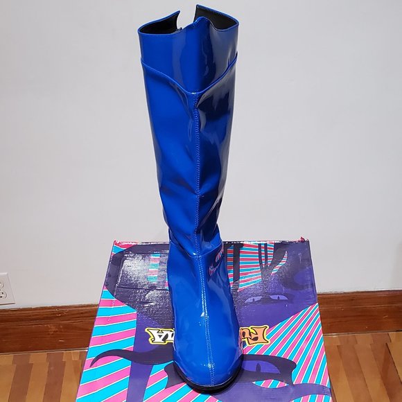 Blue superhero boots - Picture 2 of 4